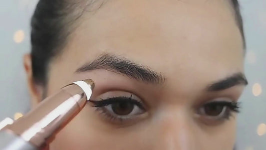 Mini Electric Eyebrow Trimmer with LED Light for Precise Brows